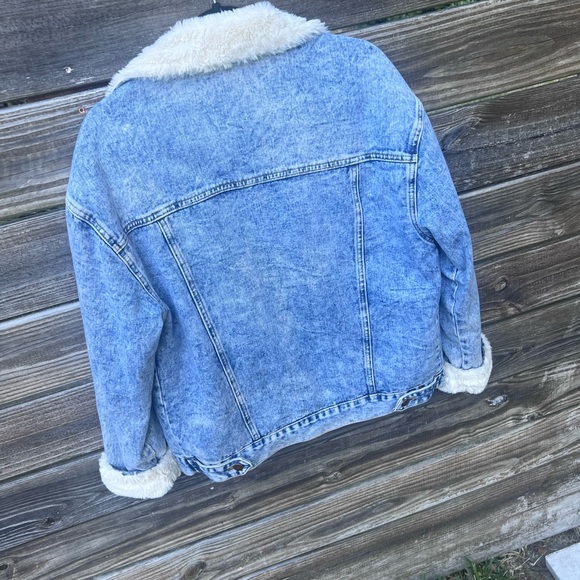 A.Peach Oversized Retro Denim Jacket Extremely Soft Faux Fur Lining - Picture 3 of 12